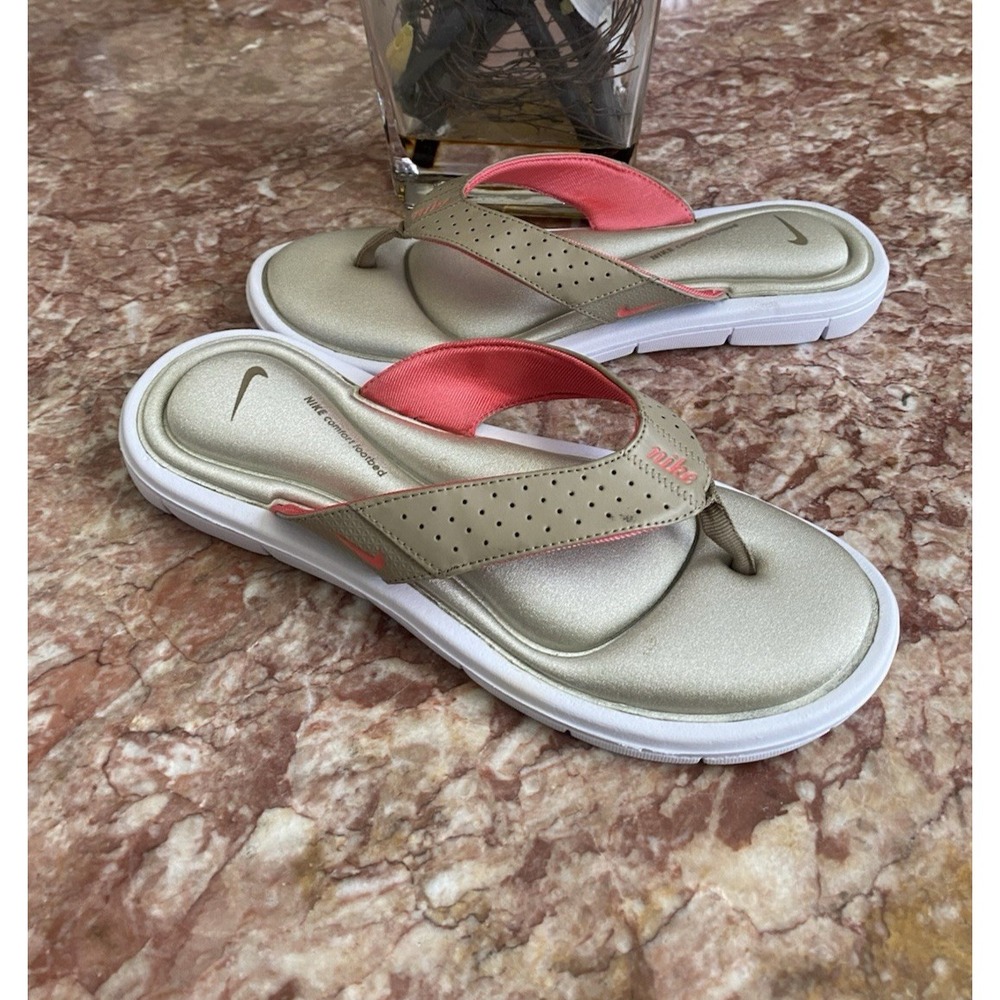 New Nike Women's Comfort Footbed White Beige Pink Thong Sandals Size 11, $75